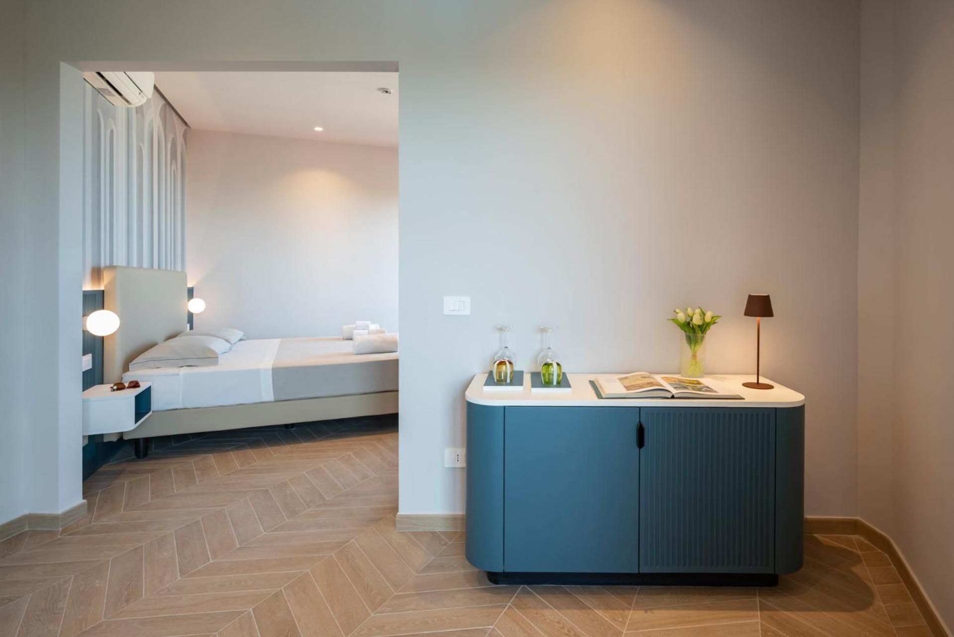 Hotel Playa Suite Фано Екстер'єр фото